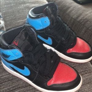Youth boy Jordan 1’s Chi town retro- size 12